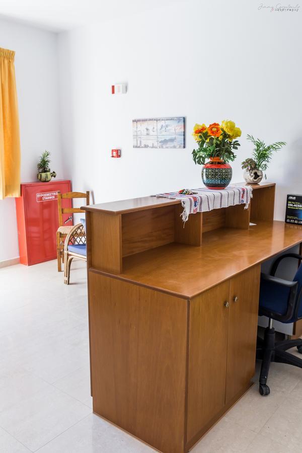 קרפאטוס Sotirios Apartments מראה חיצוני תמונה