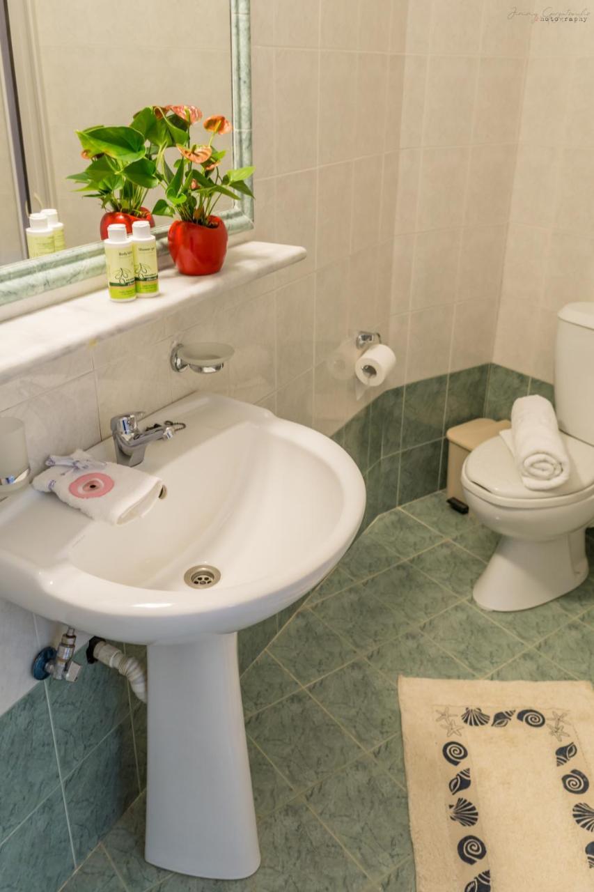 קרפאטוס Sotirios Apartments מראה חיצוני תמונה