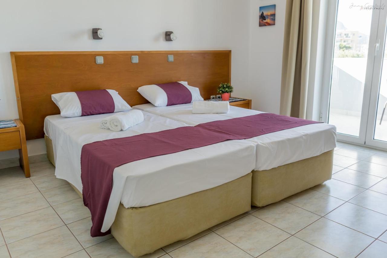 קרפאטוס Sotirios Apartments מראה חיצוני תמונה
