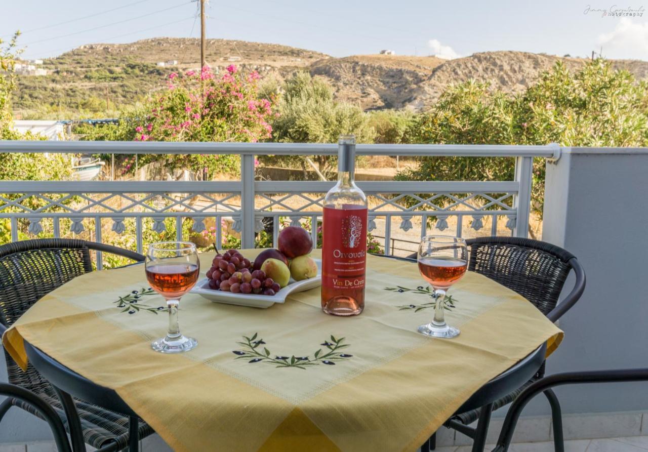 קרפאטוס Sotirios Apartments מראה חיצוני תמונה