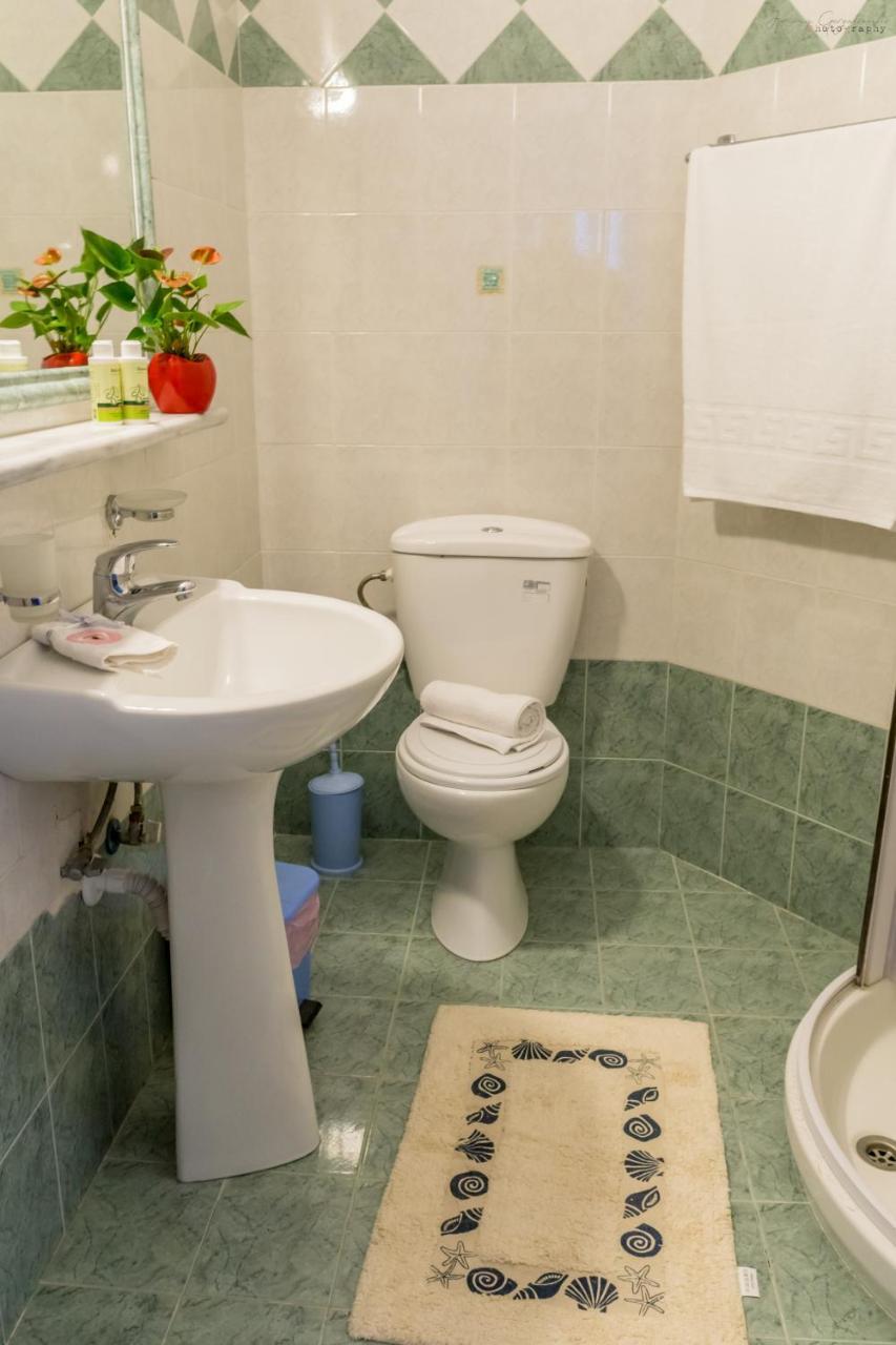 קרפאטוס Sotirios Apartments מראה חיצוני תמונה